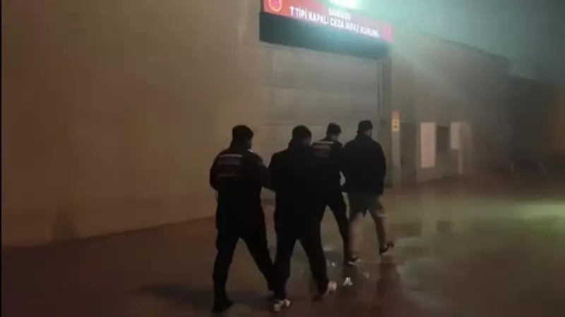 63 İlde Uyuşturucu Operasyonu: 424 Şüpheli Yakalandı, Tonlarca Madde Ele Geçirildi