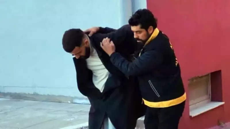 Adana'da 4 Aylık İntikam: Arkadaşını Vurup Hastaneye Götürdü