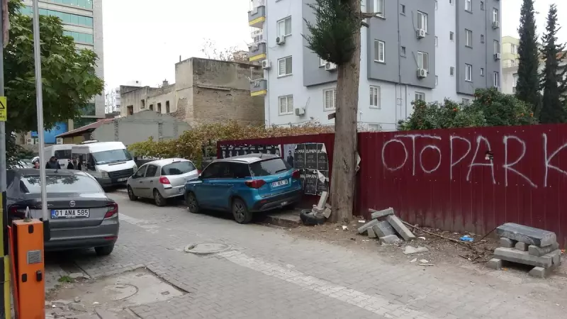 Adana'da 4 Bin TL İçin İşlenen Cinayet: 19 Yaşındaki Genç Sokak Ortasında Bıçaklandı