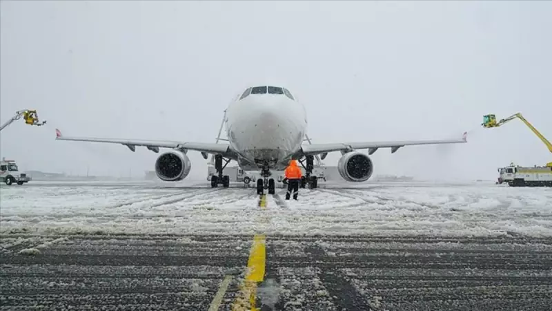 AJet 31 Aralık'ta 42 Seferi İptal Etti: Nedeni Kar Engeli