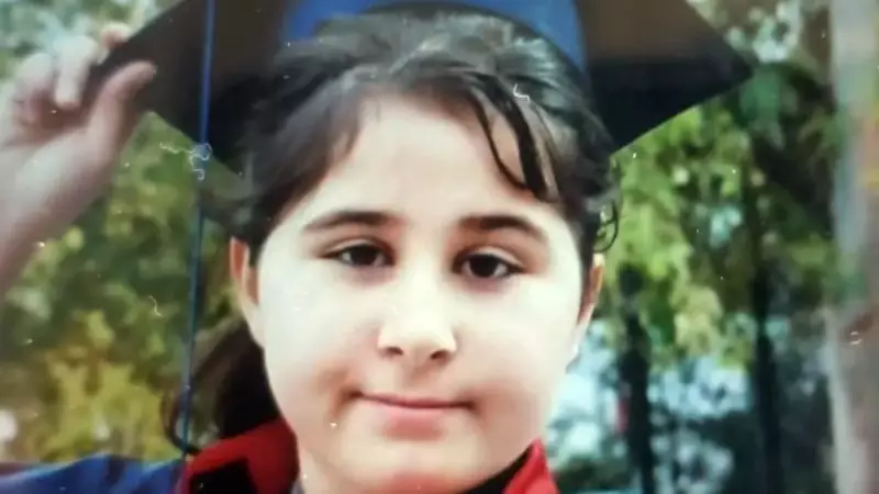 Antalya'da 14 Yaşındaki Şerife Kalp Krizi Geçirerek Hayatını Kaybetti