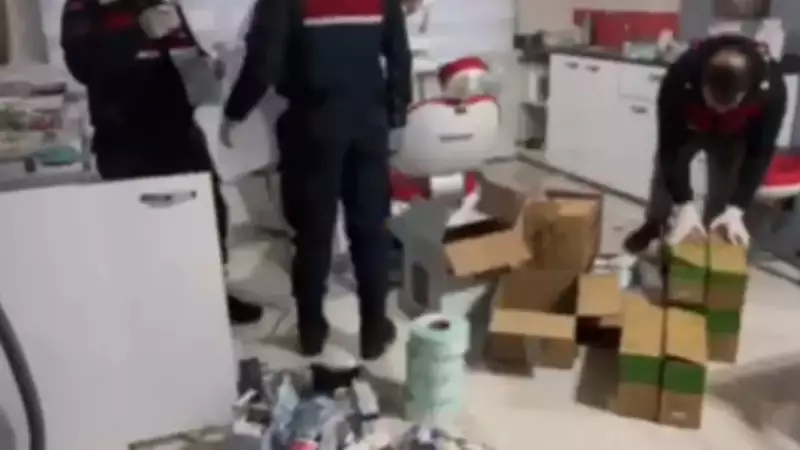 Antalya'da Kaçak Diş Tedavisi Operasyonu: 5.980 Sahte Malzeme Ele Geçirildi