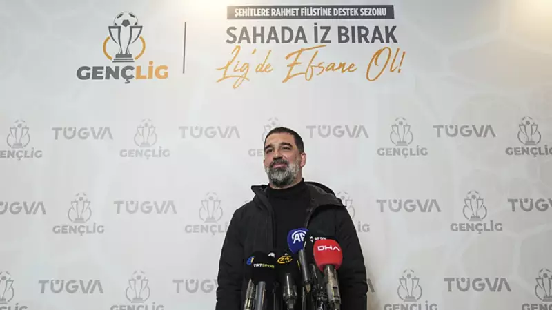 Arda Turan'dan Barış Mesajı: 'Dünyadaki Tüm Savaşların Bitmesi Dileğiyle'