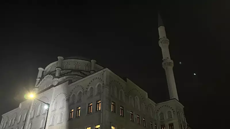 Başakşehir'de Esrarengiz Ölüm: 65 Yaşındaki Niyazi B. Cami Tuvaletinde Ölü Bulundu