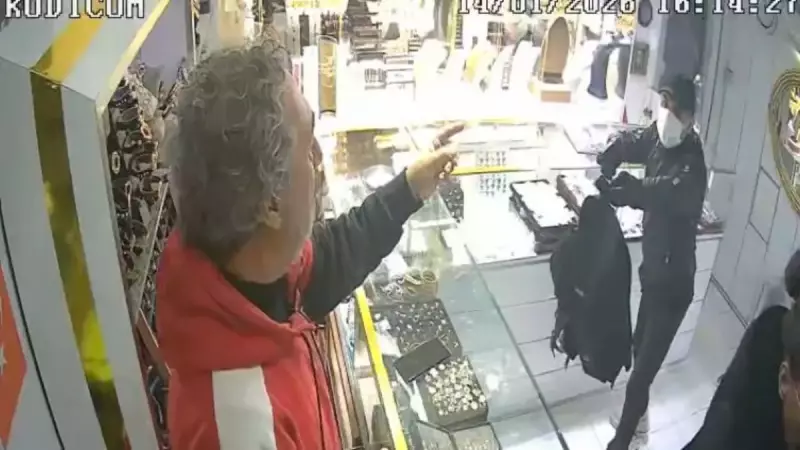 Bahçelievler'de Kuyumcu Soygunu: 3 Milyon Liralık Altın 1 Dakikada Kayboldu