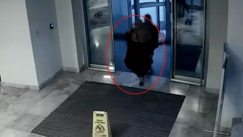 Bangladeş'ten Gelen Sahte Teyze-Yeğenin Böbrek Nakli Oyunu Polisi Bozdu