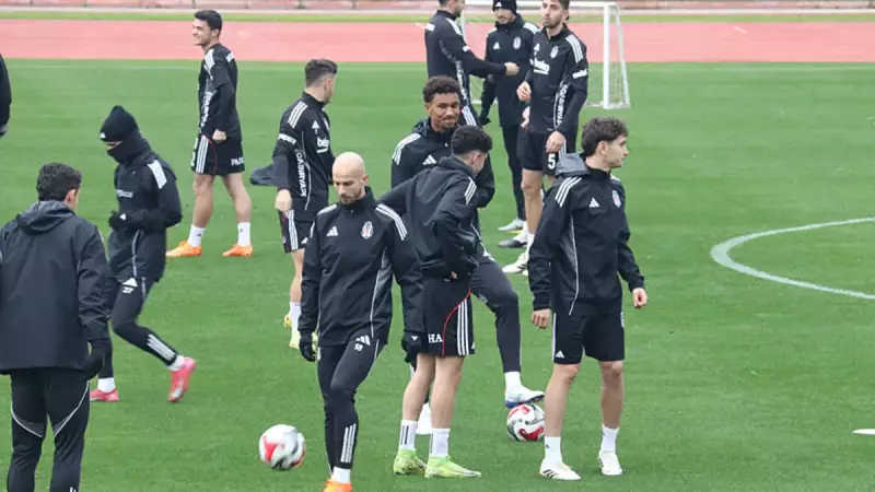 Beşiktaş'ta Felix Uduokhai Takımla Çalıştı! Sergen Yalçın Kampta