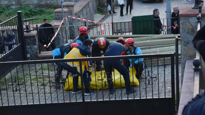Beykoz'da Kamyon Eve Girdi: 2 Kişi Hayatını Kaybetti