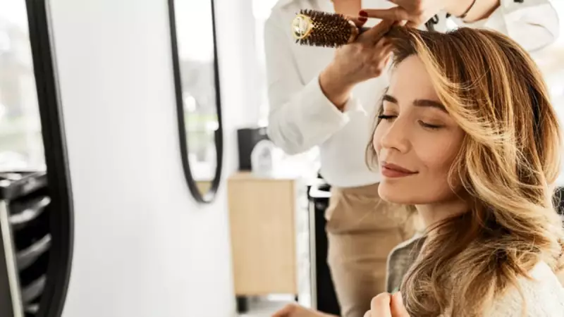 Bu Saç Kesimi 10 Yaş Genç Gösteriyor! Uzmanlar Açıkladı