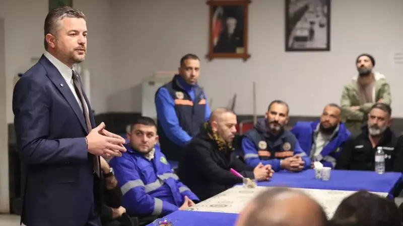 Buca Belediye Başkanı Duman, İşçi Eylemi Sırasında Tatil Yapıp Borçlanma Yolunda