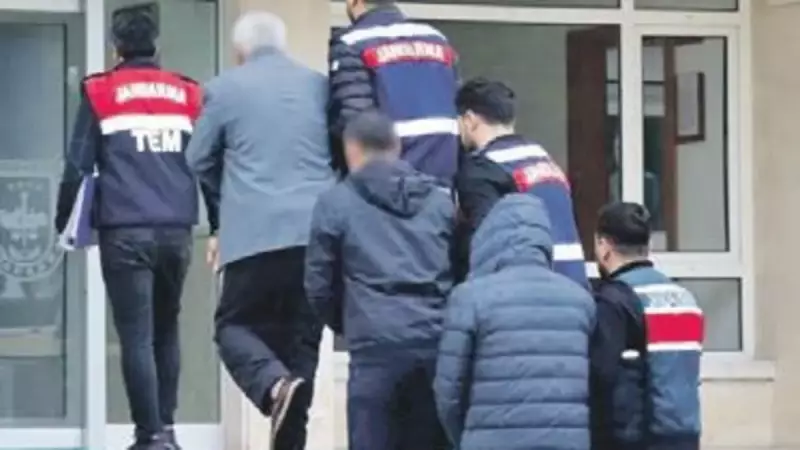 DEAŞ'a 9 İlde Eş Zamanlı Operasyon: 17 Gözaltı, 9 Tutuklama