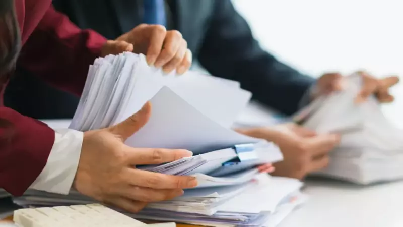 Emekli Memurlar Eski Kurumuna Karşı İş Yapabilir mi? 3 Yıl Yasak Var!