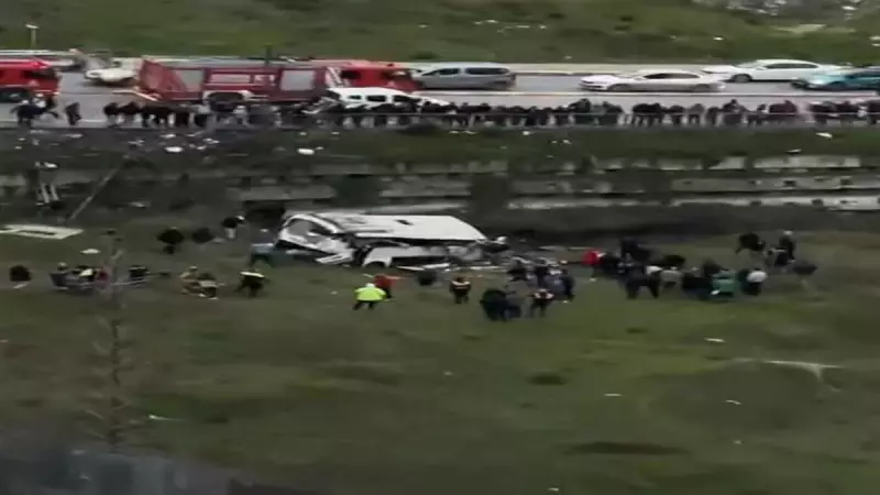 Esenyurt'ta Otobüs Şarampole Yuvarlandı: Ölü ve Yaralılar Var