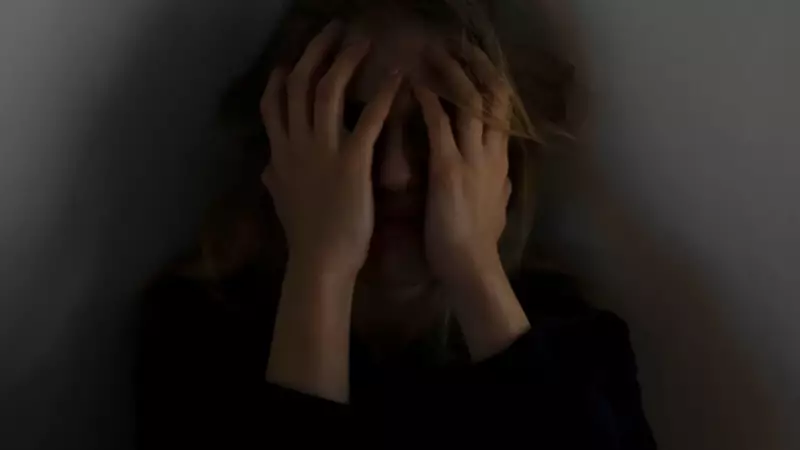 Esra Ezmeci Uyardı: Yanlış İnsanları Seçmenin Nedeni Kader Değil!