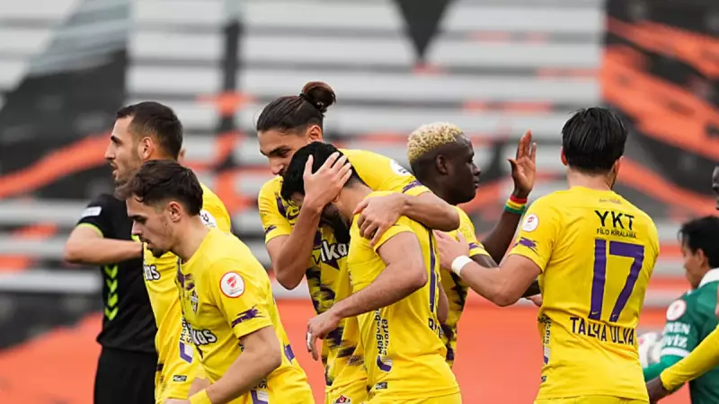 Eyüpspor'u Türkiye Kupası'nda Umut Bozok Kurtardı: 2-1'lik Zafer