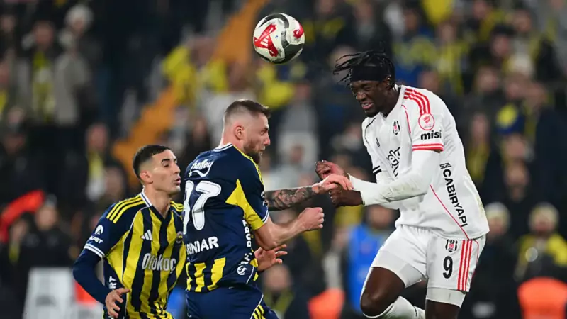 Fenerbahçe Sezonun İlk İç Saha Mağlubiyetini Beşiktaş'a Karşı Aldı