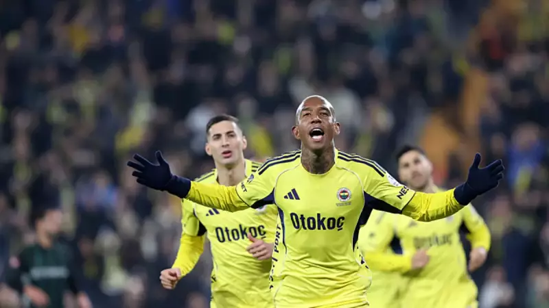 Fenerbahçe'de Anderson Talisca Kararı: Yeni Sözleşme Görüşmeleri Başlıyor