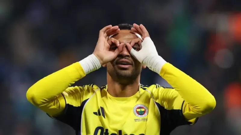 Fenerbahçe'de En-Nesyri'nin Ayrılığı Bir Transfer Şartına Bağlı!