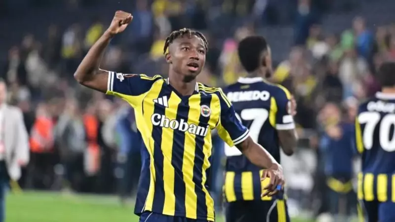 Fenerbahçe'ye Süper Kupa Finali Öncesi Nene Sürprizi!
