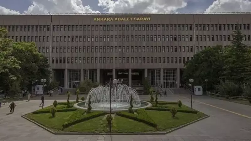 FETÖ Dosyalarını Kapatan Zabıt Katibi ve 15 Sanık Yargılanmaya Devam Etti