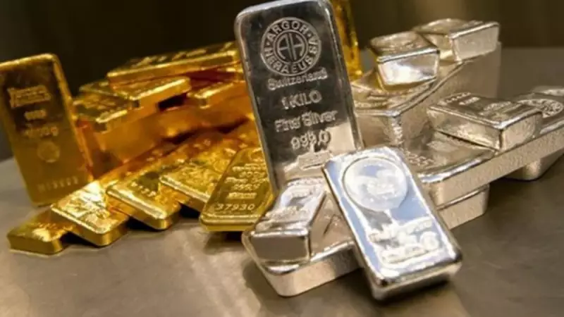 Gümüş Fiyatları Tarihi Rekor Kırdı: 1 Gram 100 TL'yi Aştı
