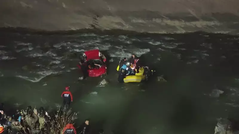 Hakkari'de Feci Kaza: 23 Yaşındaki Sürücü 300 Metreden Zap Suyu'na Yuvarlandı