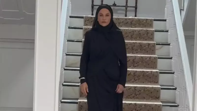 Hülya Avşar 4 Yıl Sonra Dizilerde: Başörtülü Rolüyle Şaşırttı!