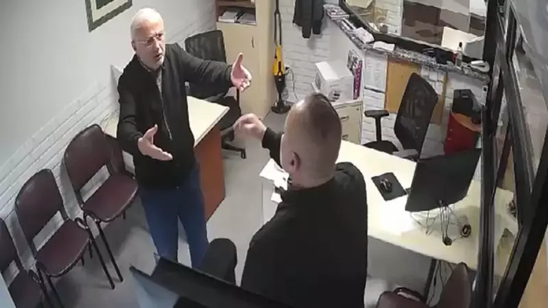 Şile'de Baba Tehdit Edildi: 'Seni Havaya Uçuracağız' Deyip İş Yerini Patlattılar