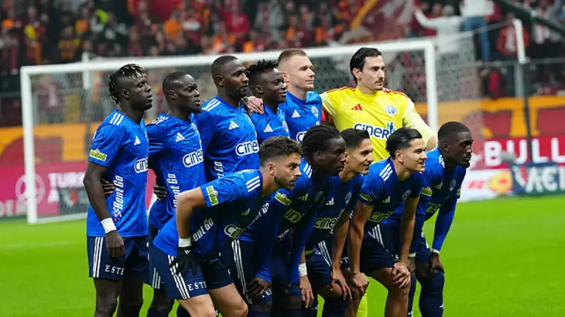 Kasımpaşa'nın İlk Yarı Karnesi: 14. Sıra ve Sahasız Galibiyet