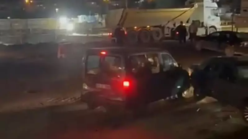 Kocaeli'de Öfkeli Sürücü Dehşeti: Sopayla Saldırı Sonrası Kaos