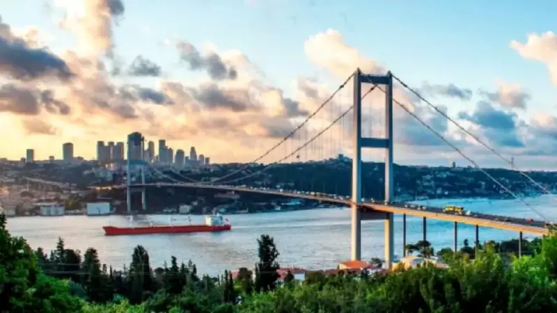 Köprü ve Otoyollara Yeni Tarife: 2026'da Geçiş Ücretleri Yenilendi