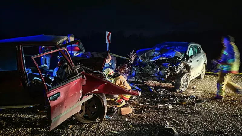 Manisa'da Feci Trafik Kazası: 3 Can Kaybı, 1 Yaralı