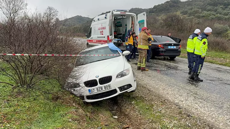 Manisa'da Trajedi: Şarampole Uçan Araçta Göğsünden Vurulmuş Esnaf Bulundu