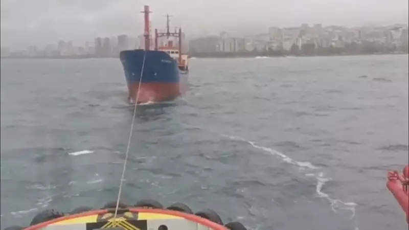 Marmara Denizi'nde Makine Arızasına Yakalanan Kargo Gemisi Kurtarıldı