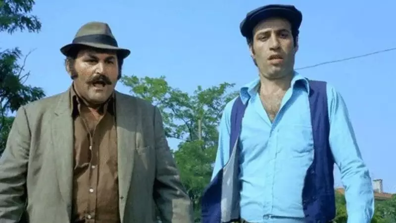 Ünal Gürel'in Oğlu da Ünlü! Kemal Sunal'ın Rol Arkadaşının Sürpriz Aile Detayı