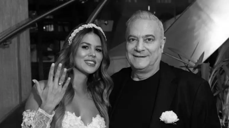 Nergis Kumbasar'dan Mehmet Ali Erbil'in Boşanmasına İlginç Yorum: 'O Boşanıyor'