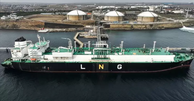 Rusya'nın İlk Yerli LNG Tankeri 'Arktika' Teslim Edildi