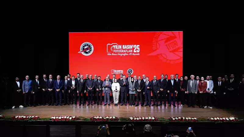 SABAH Gazetesi'ne Basın Fotoğrafı Ödülü: Ali Ekeyılmaz'ın Objektifinden Tarihi An