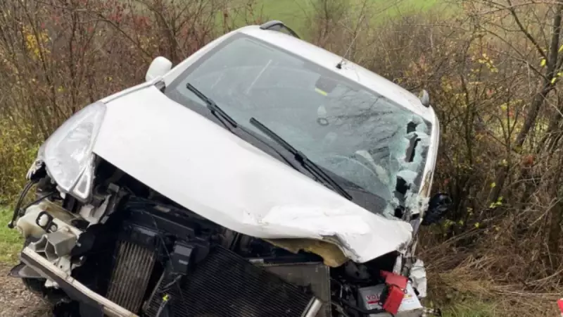 Samsun Kavak'ta Kamyonla Hafif Ticari Araç Çarpıştı: 2 Yaralı