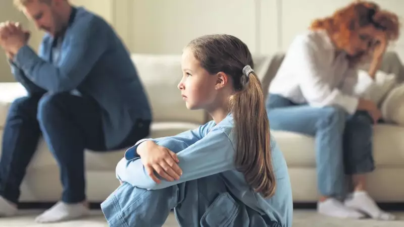 Sessiz Evlerde Büyüyen Çocuklar: Duygusal Kopuşun Görünmeyen Yükü