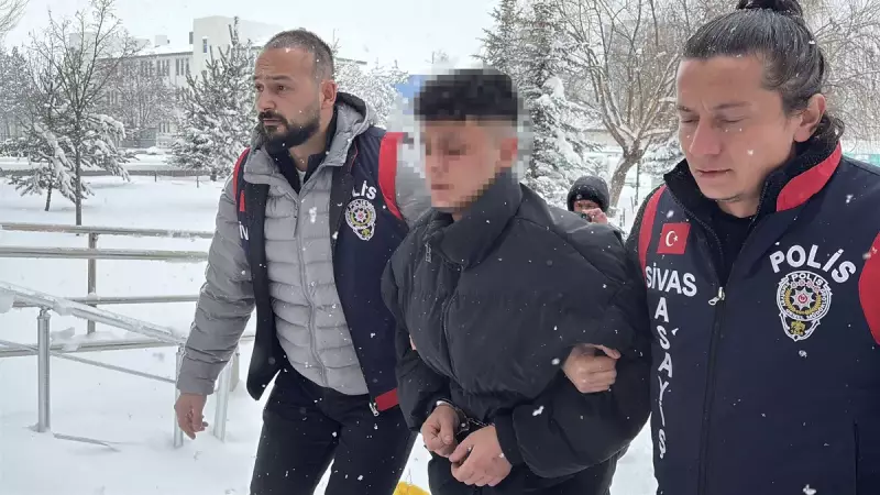 Sivas'ta Yılbaşı Gecesi Kanlı Bitti: 19 Yaşındaki Baran Bıçaklanarak Hayatını Kaybetti