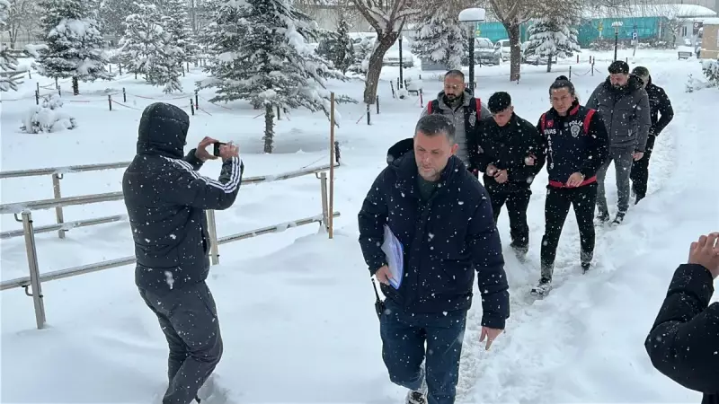 Sivas'ta Yılbaşı Gecesi Korkunç Cinayet: 19 Yaşındaki Baran Bıçaklandı