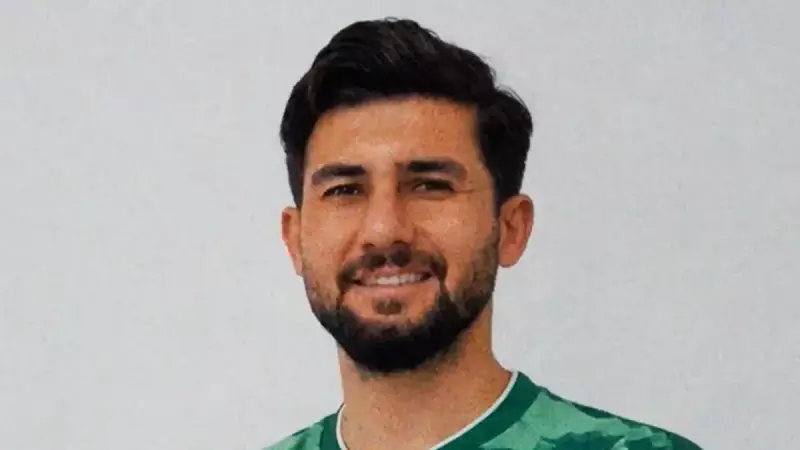 Soner Aydoğdu, Bursaspor ile anlaştı! 35 yaşındaki orta saha yeşil-beyazlı oldu