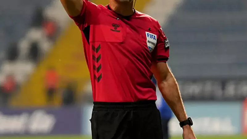 Süper Lig'de Sarı Kart Kralı Belli Oldu: İlk Yarıda 7 Kart Gören Futbolcu