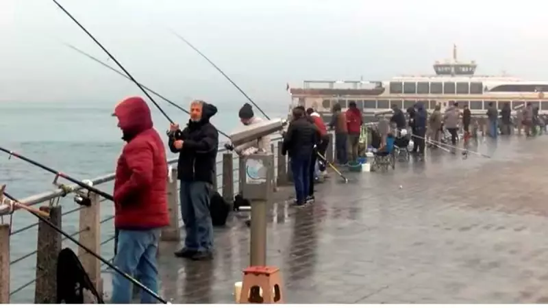 İstanbul'da Fırtına Vapur Seferlerini Vurdu: İptal Edilen Hatlar Açıklandı