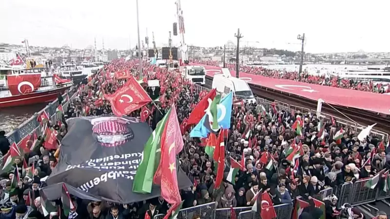 İstanbul'da Tarihi Gazze Yürüyüşü: 520 Bin Kişi Galata Köprüsü'nde