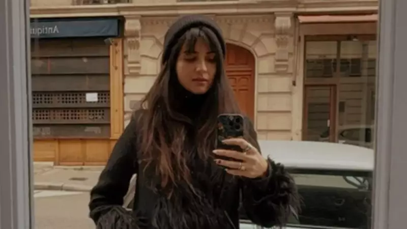 Tuba Büyüküstün'ün İkizleri 14 Yaşında: Genç Kızların Pozu Sosyal Medyayı Salladı