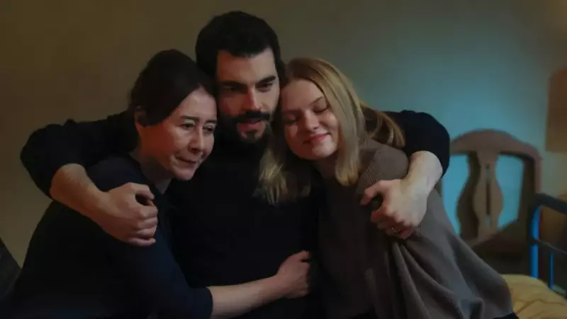 Veliaht 16. Bölüm İzle: Reyhan ve Timur'un İmkansız Aşkında Yeni Dönem