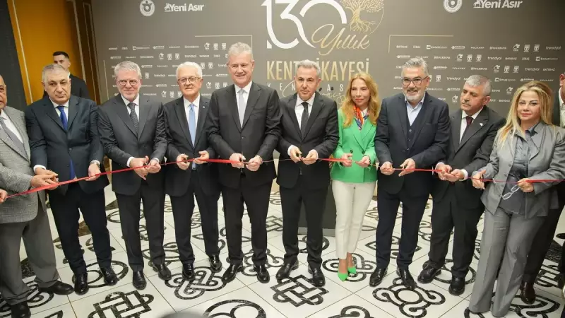 Yeni Asır'ın 130 Yıllık Kent Hikayesi Sergisi İzmir'de Açıldı