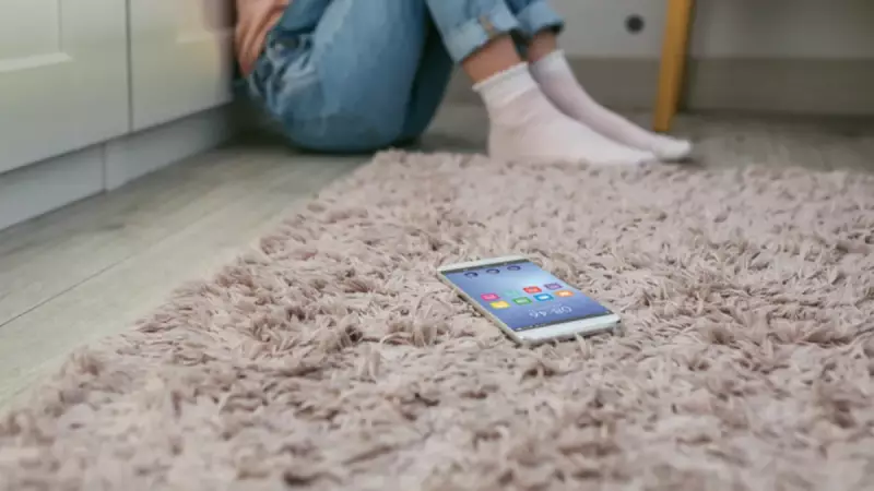 YouTube CEO'su İtiraf Etti: Kendi Çocuklarını Koruyor, Diğerlerini Zehirliyorlar